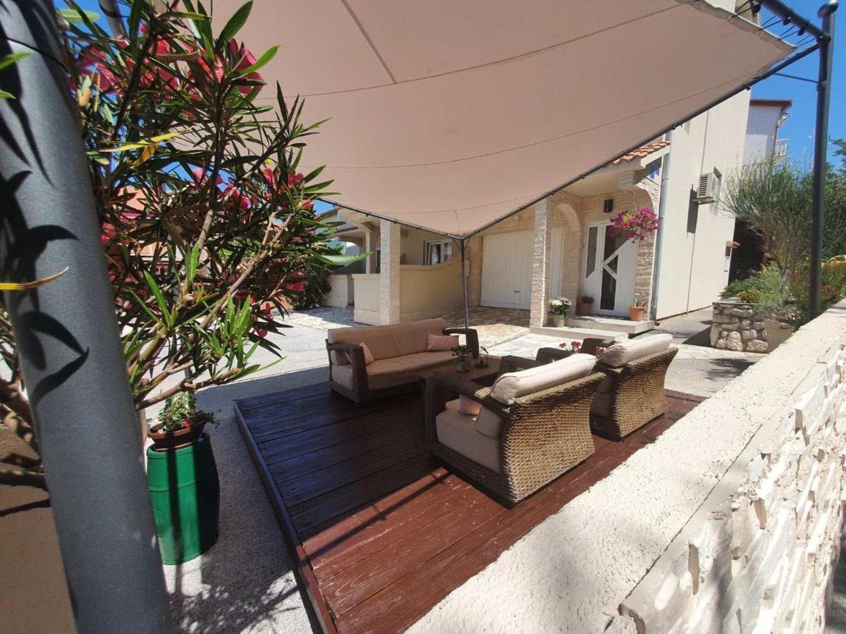 Apartments Kim 라브 외부 사진