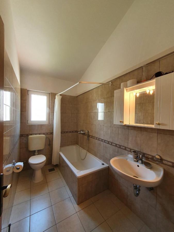 Apartments Kim 라브 외부 사진