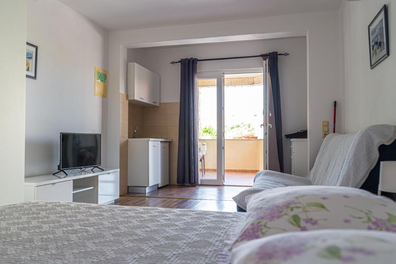 Apartments Kim 라브 외부 사진