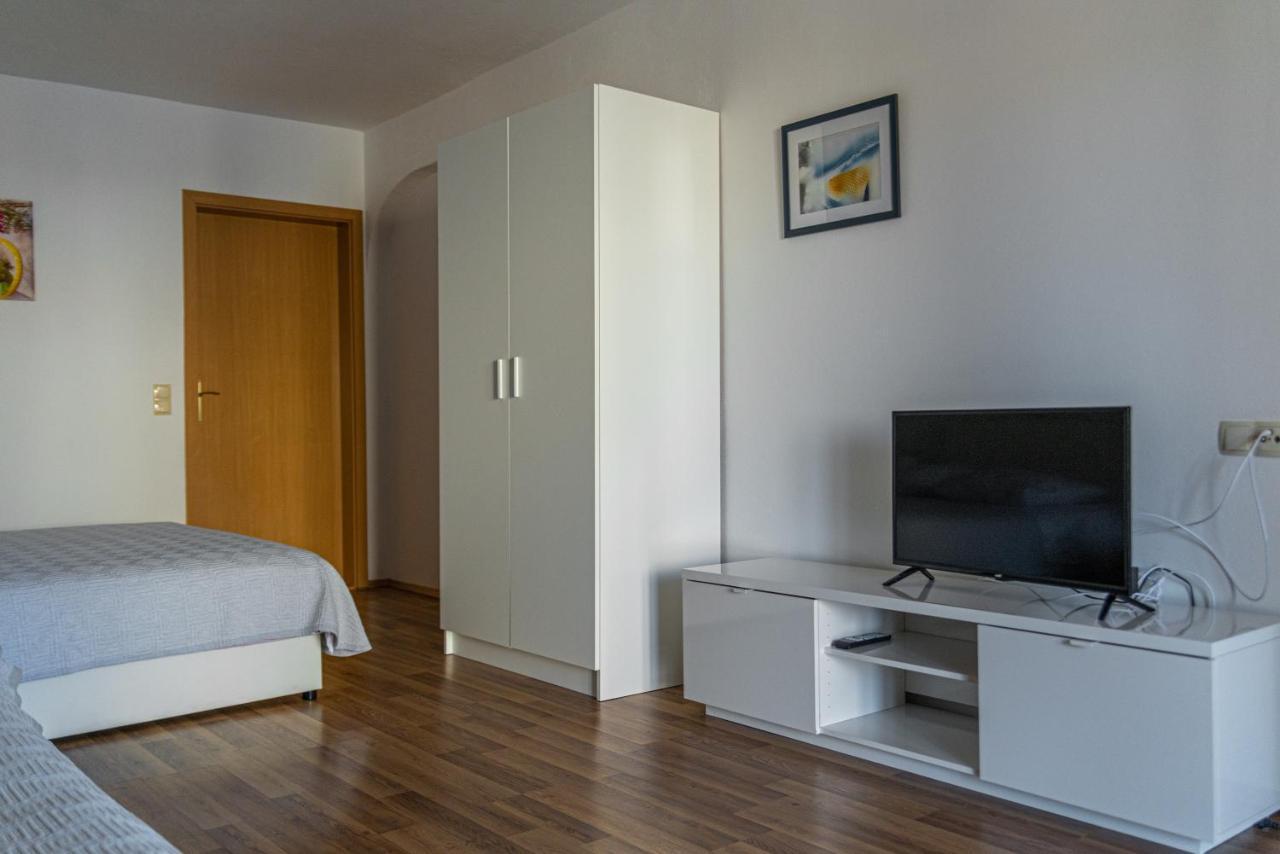 Apartments Kim 라브 외부 사진
