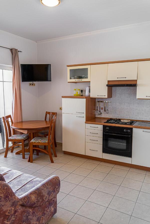 Apartments Kim 라브 외부 사진