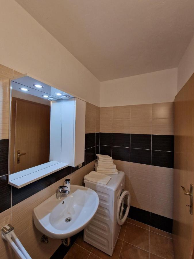 Apartments Kim 라브 외부 사진
