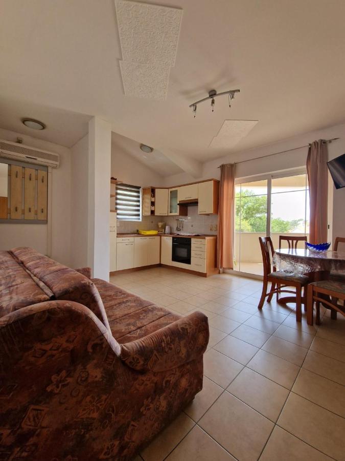 Apartments Kim 라브 외부 사진